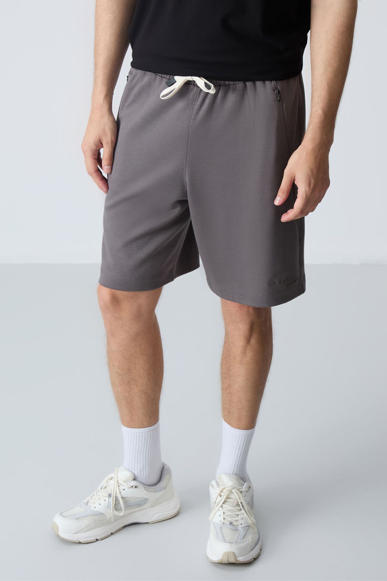 TOMMY Men's Regular Fit Jersey Shorts 1