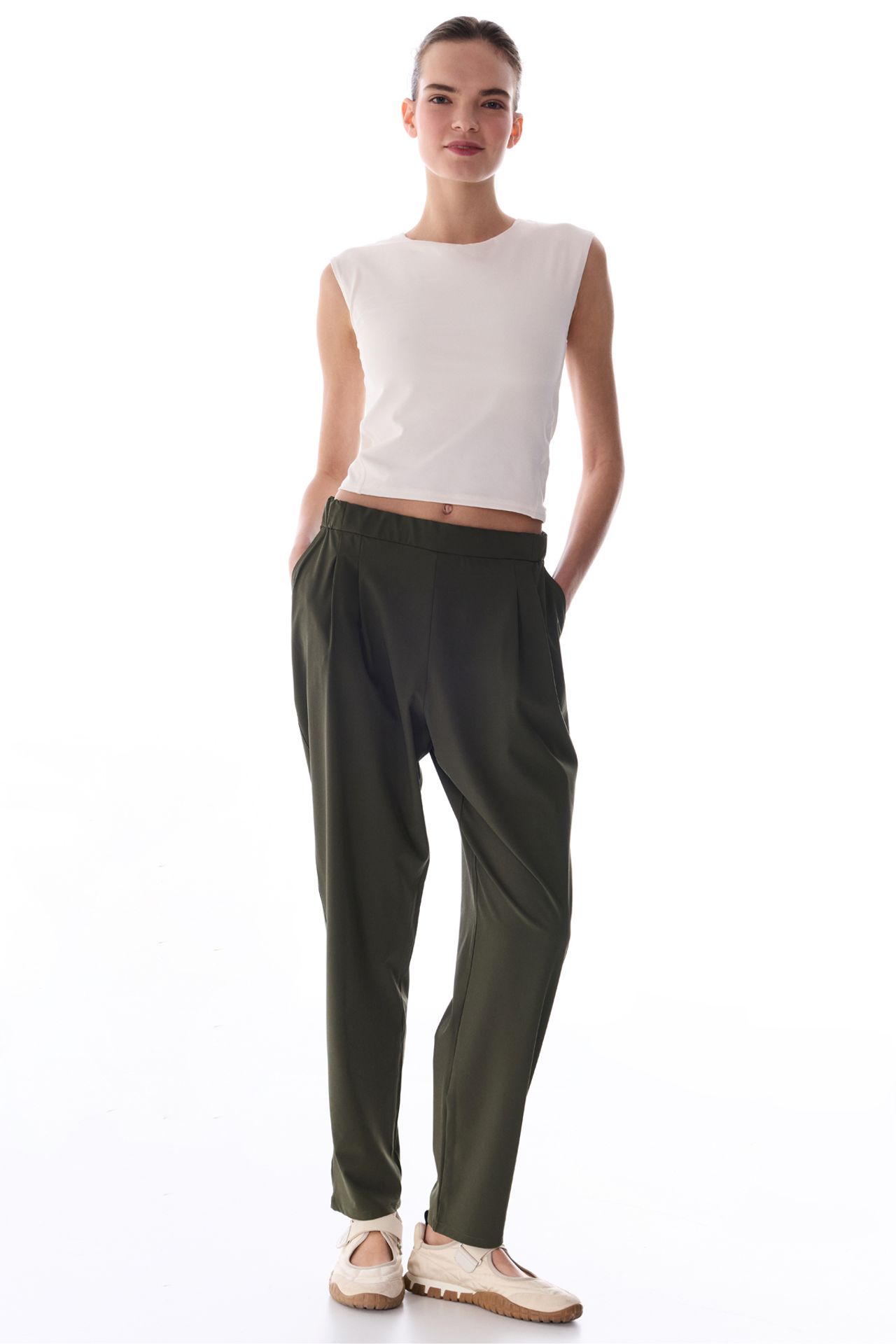 PENTI Pleated High-Waist Parachute Trousers 2
