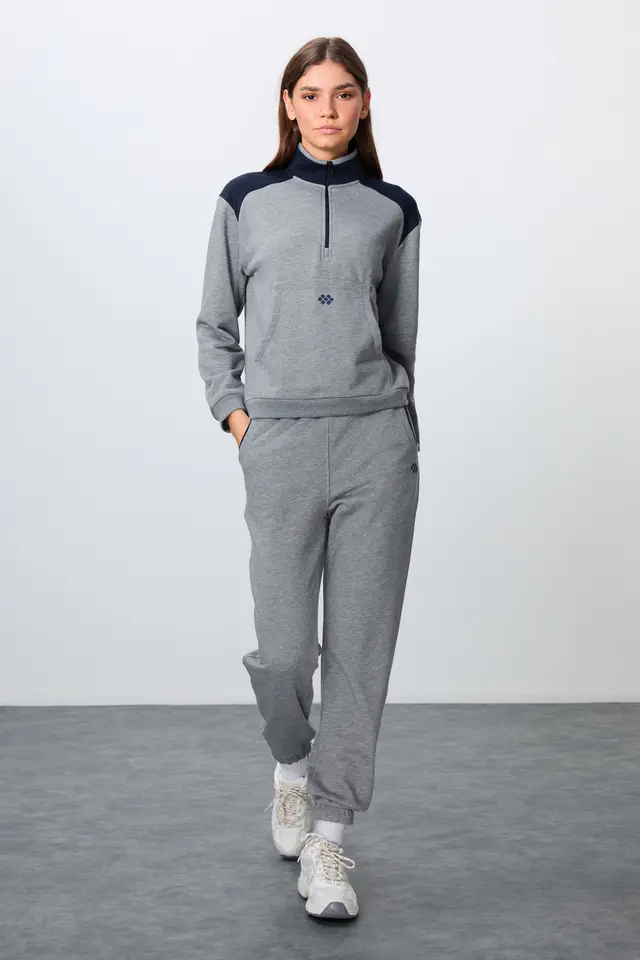 TOMMY Color-Blocked Fleece Tracksuit Set