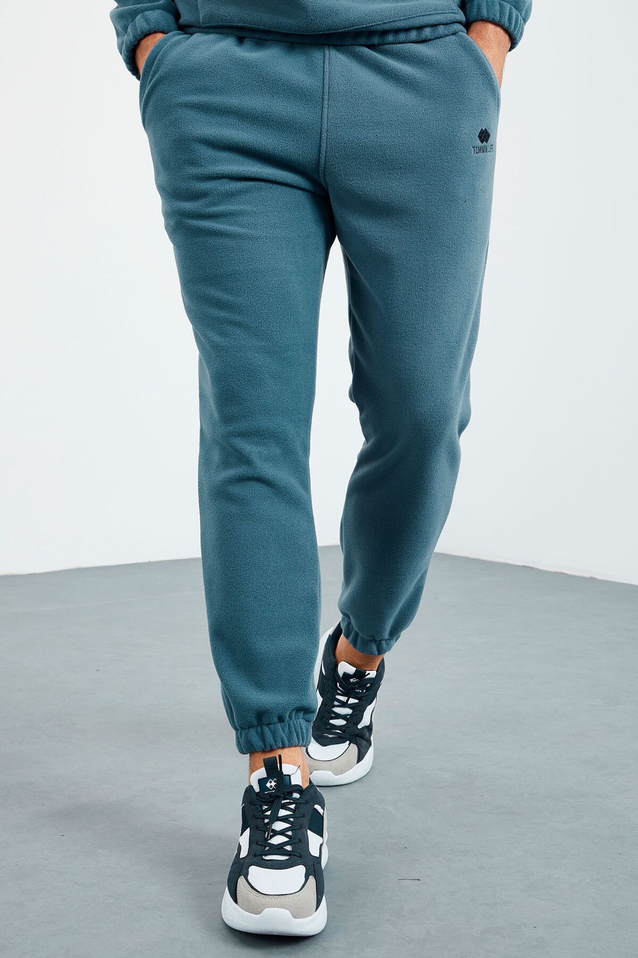 TOMMY Men's Two-piece Plush Tracksuit 2