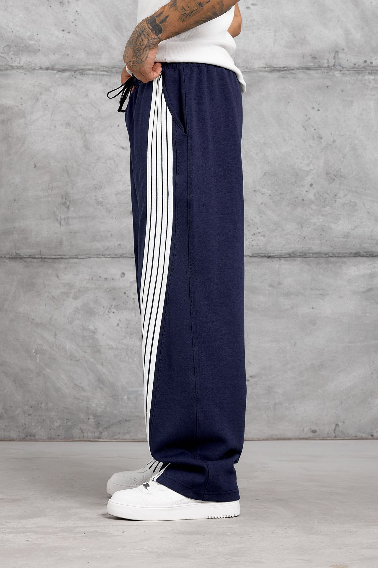 NOMARC Çizgili Geniş Paça Büzme İpli Jogger Pantolon 2