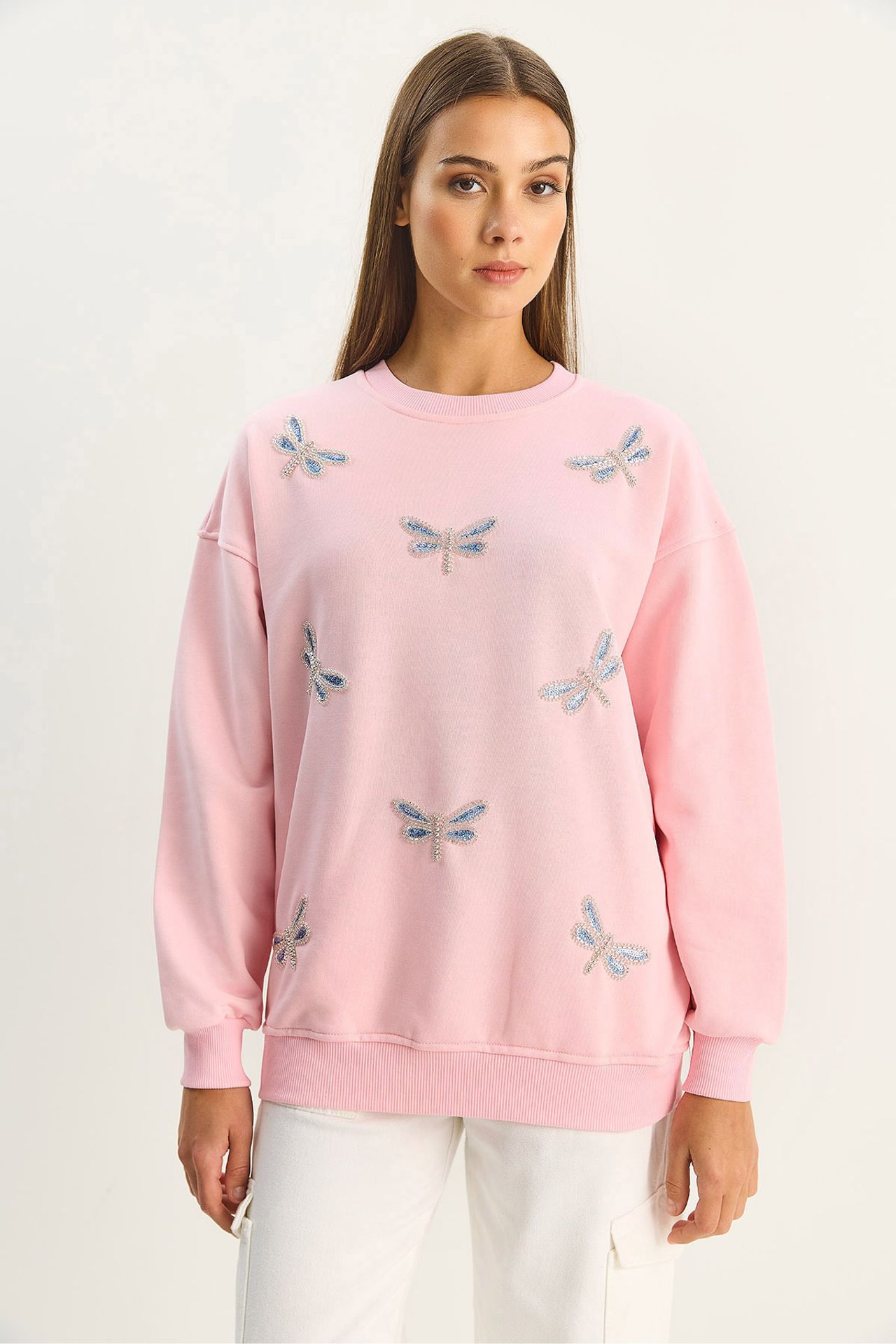 Dragonfly Embroidered Crew Neck Sweatshirt