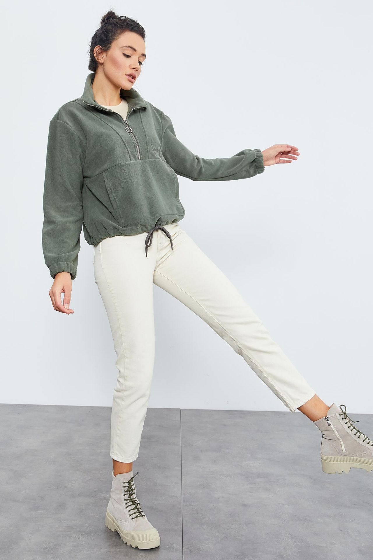 TOMMY Oversized Half-zip Plush Sweatshirt 4