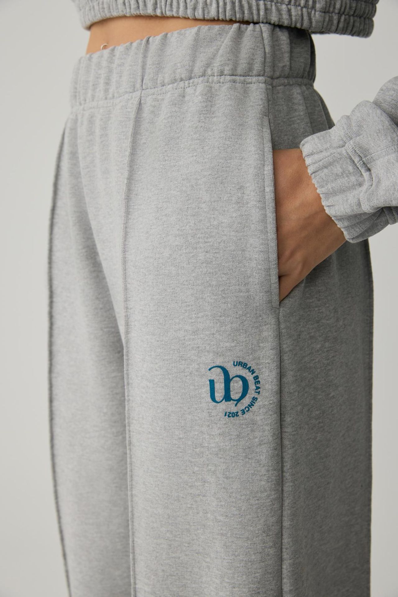 GRIMELANGE Elastic Waist Jogger Sweatpants 4