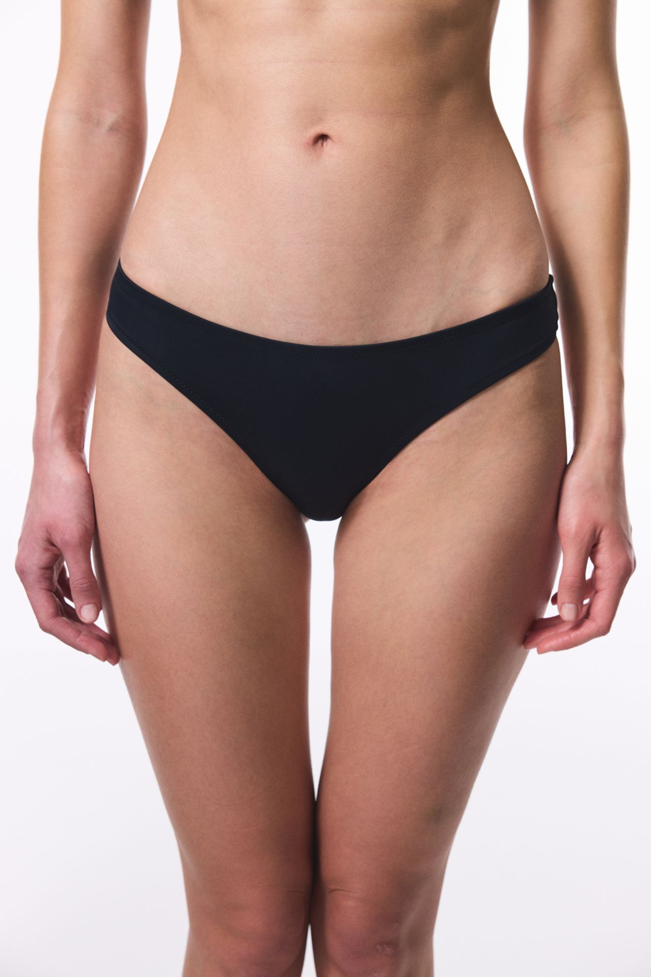 PENTI Low Rise Cheeky Bikini Bottom 1
