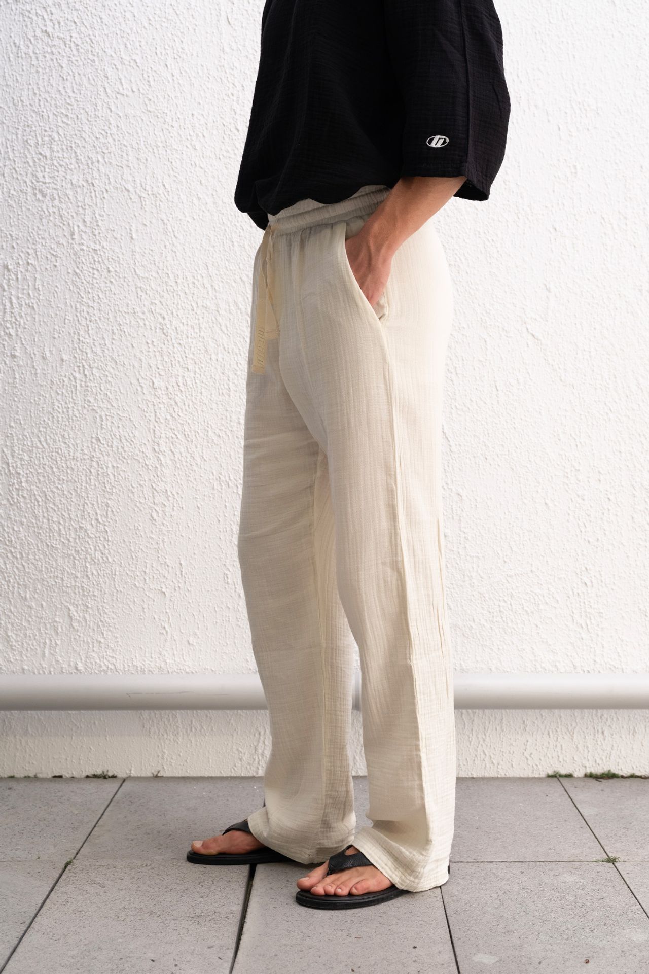 GIESTO Relaxed Fit Textured Cotton Pants 3