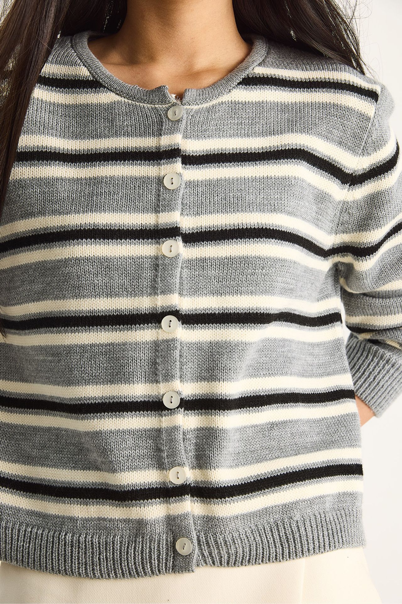 LUCCI Striped Crew Neck Cardigan 6