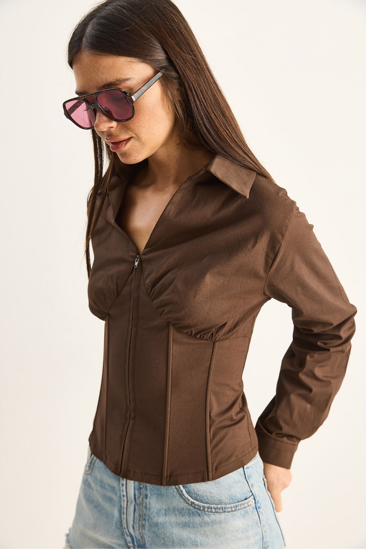 LUCCI Women's Fitted Crop Shirt 4