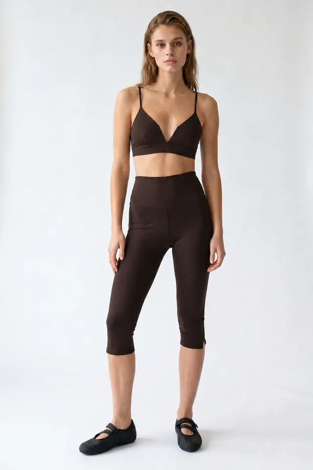MIXRAY High-Waist Capri Leggings With Slit