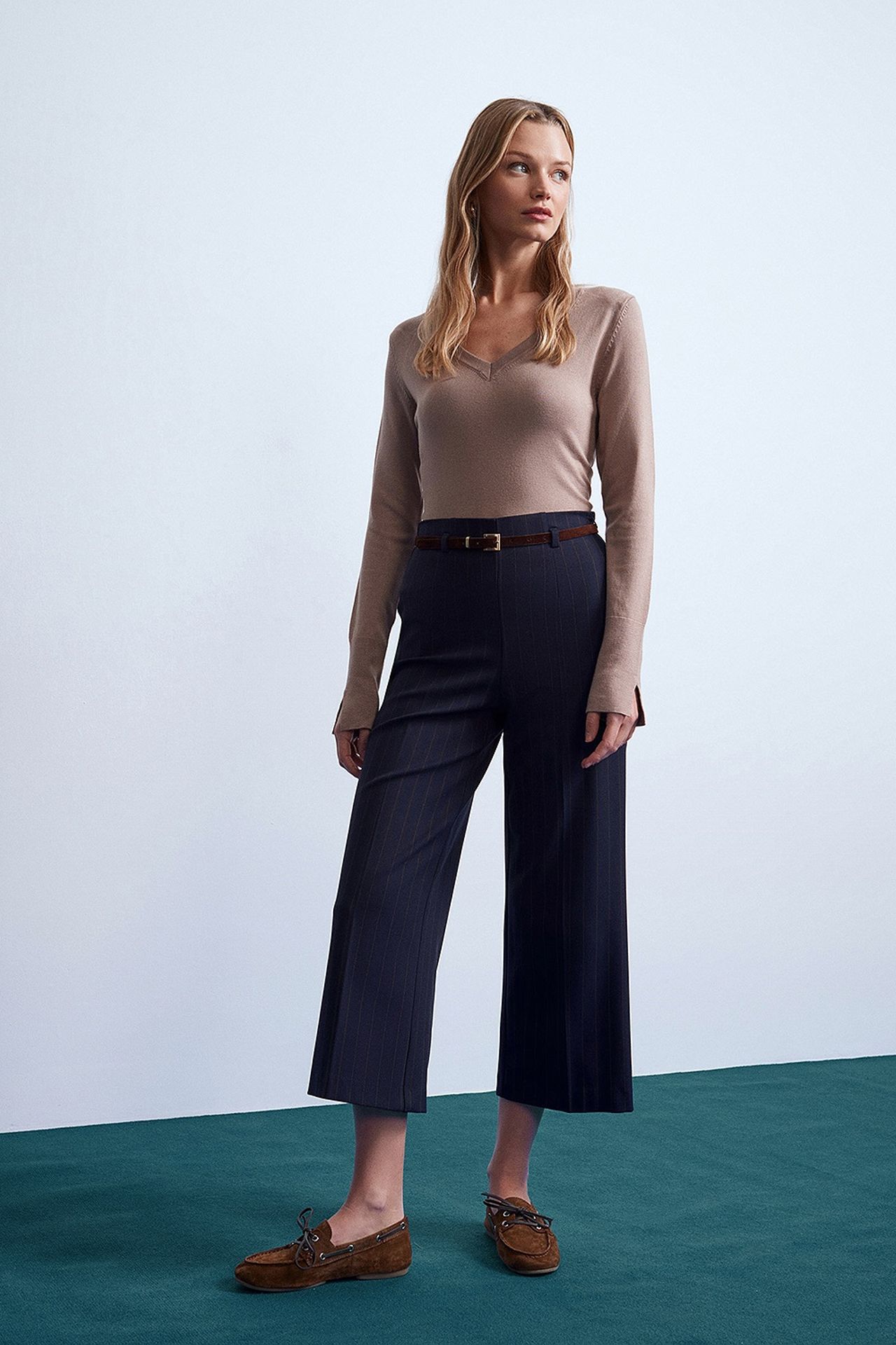 DILVIN Women's Straight-Leg Pants 4