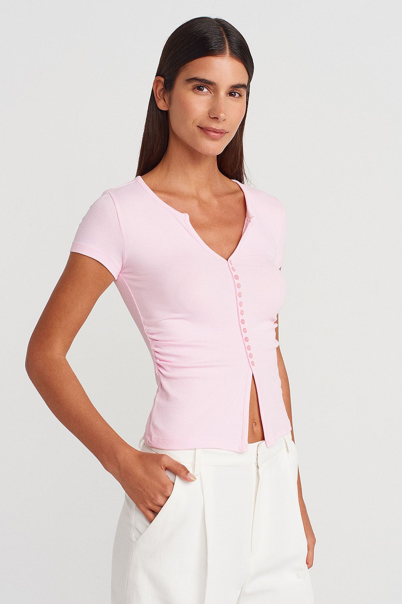 DILVIN Slim Fit V-Neck Button Blouse 1
