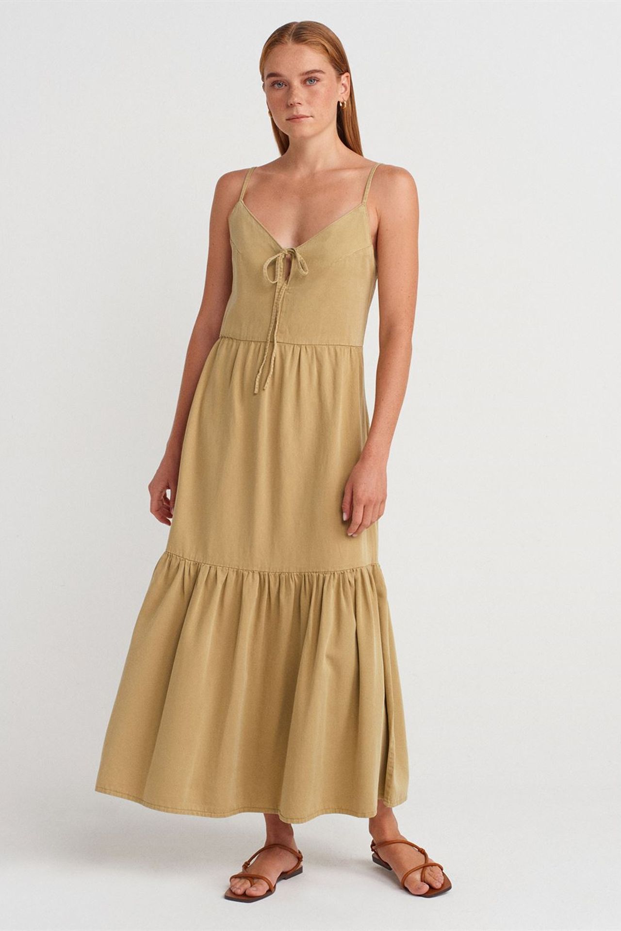 DILVIN Sleeveless A-line Maxi Dress With Tie Front 4