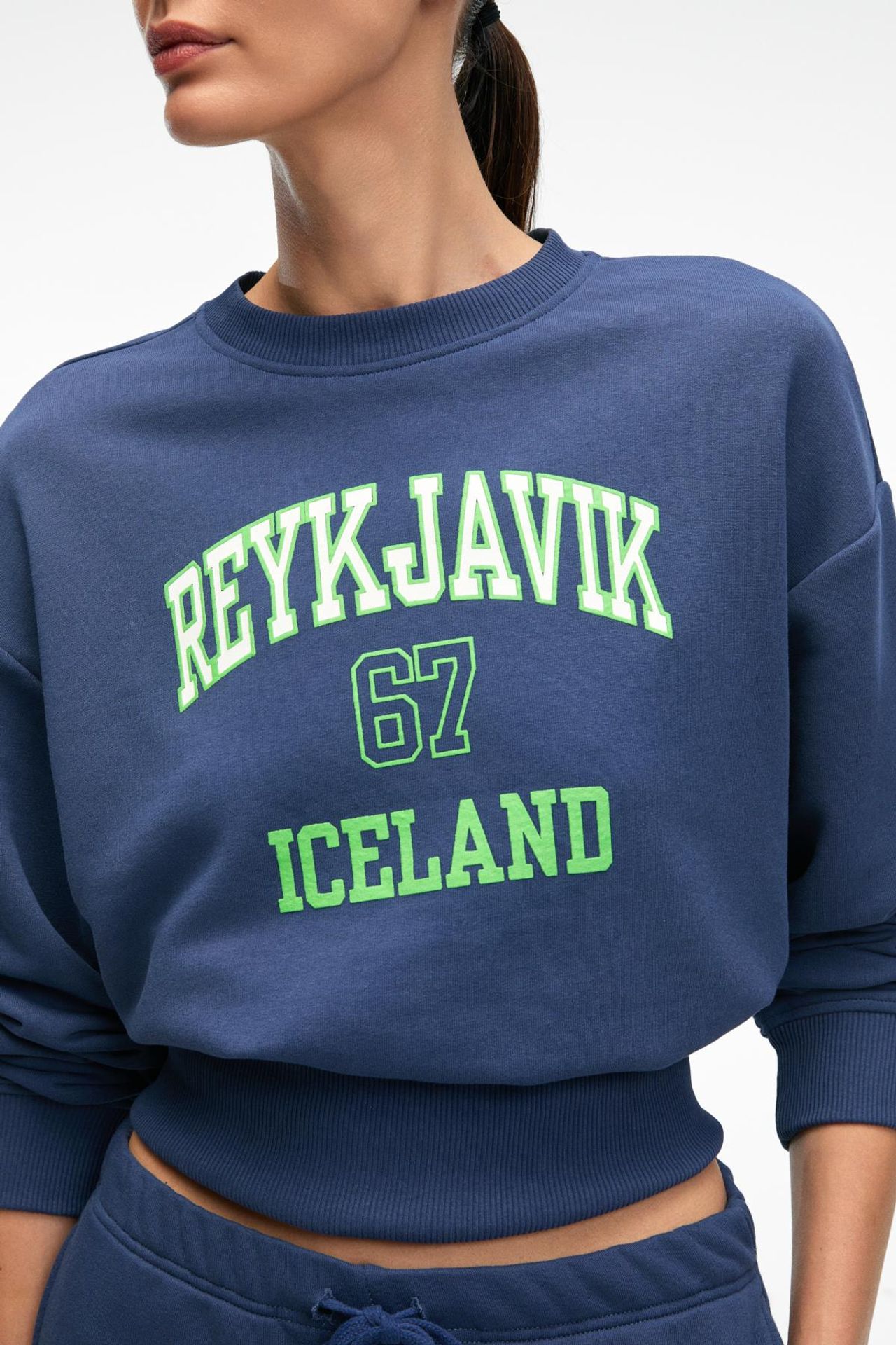 GRIMELANGE Crop Crew Neck Printed Sweatshirt 4
