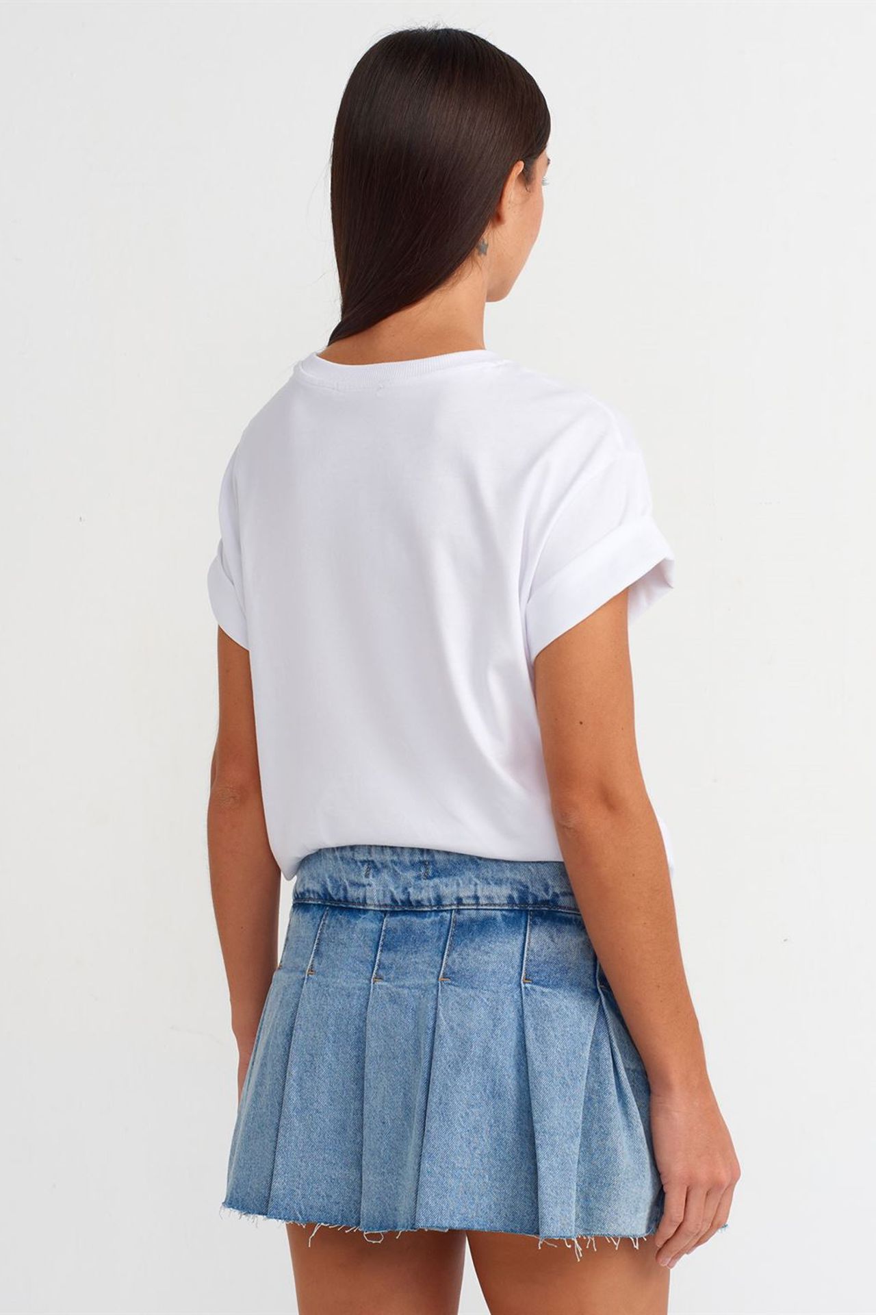 DILVIN Mid-Waist Mini Denim Skater Skirt 2