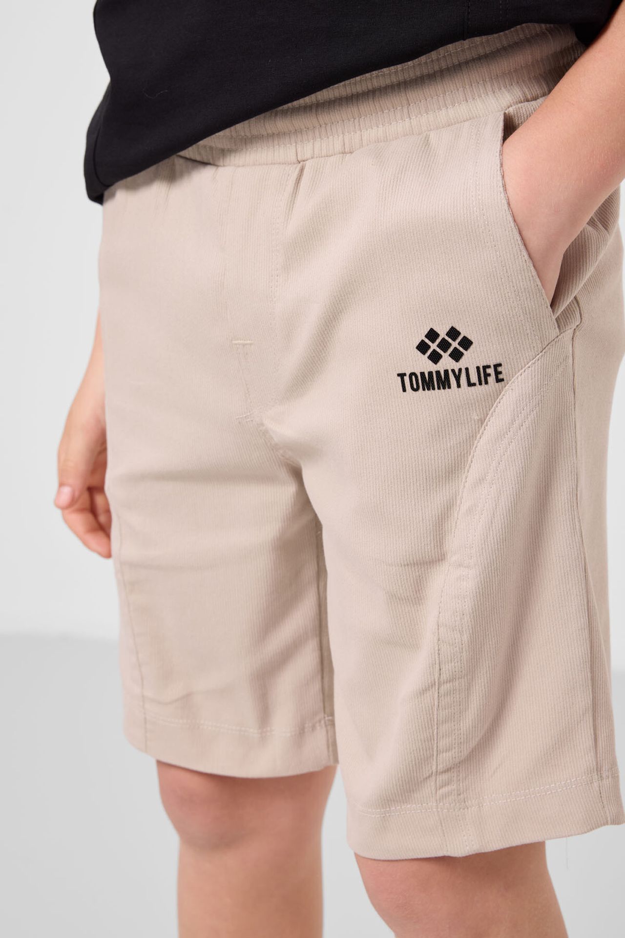 TOMMY Youth Two-Piece Coord 4