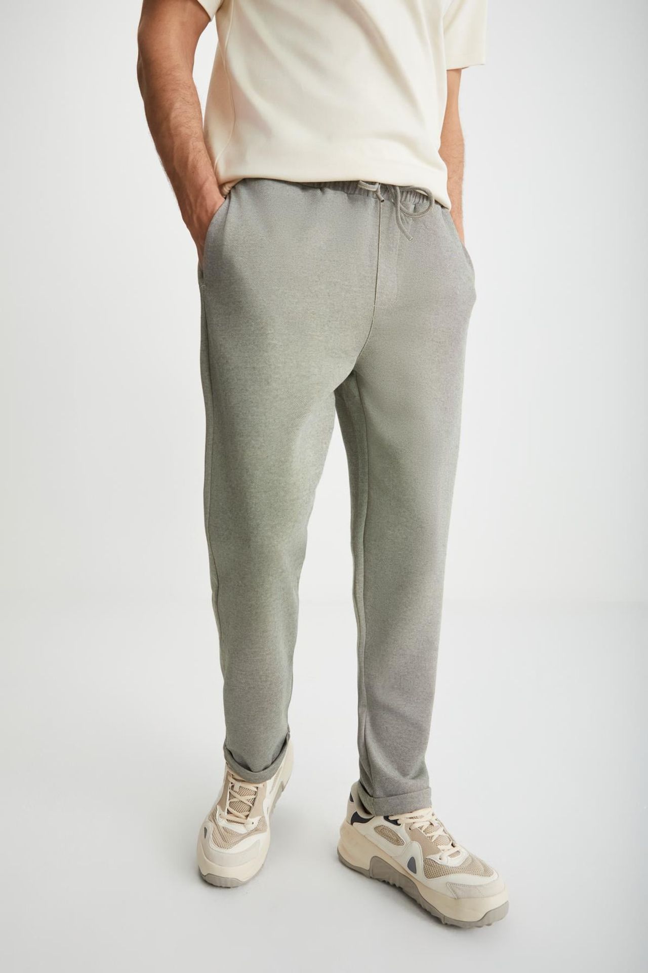 GRIMELANGE Straight-Leg Relaxed Fit Sweatpants 4