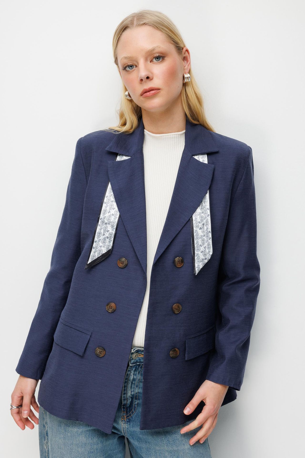 MIXRAY Linen Blazer Jacket with Scarf Detail 4