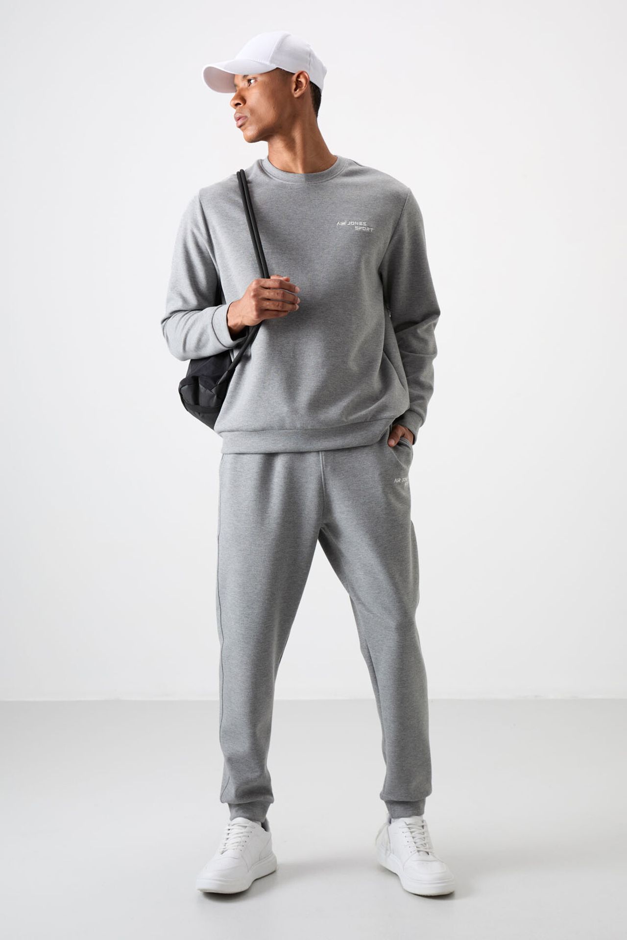 TOMMY Men's Long-Sleeve Sweatshirt And Pants Set 1