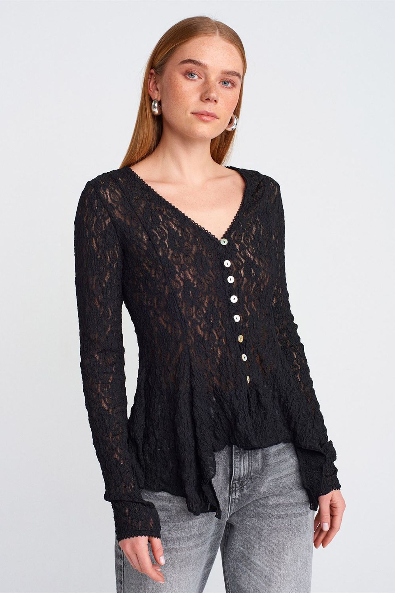DILVIN Lace V-Neck Button Cardigan 1