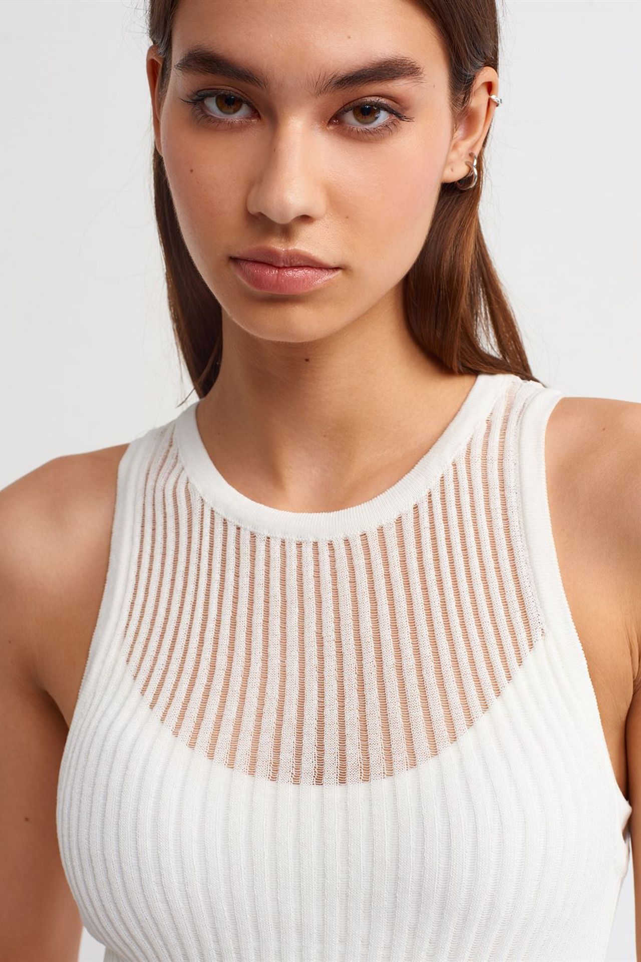 DILVIN Ribbed Sleeveless Knit Blouse 3