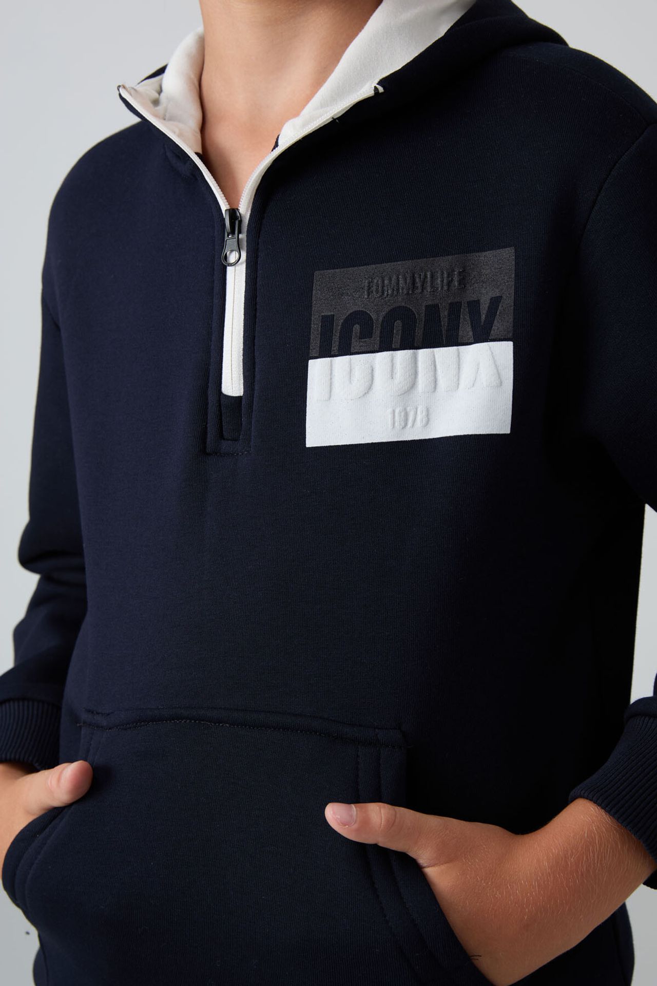 TOMMY Youth Active Set 5