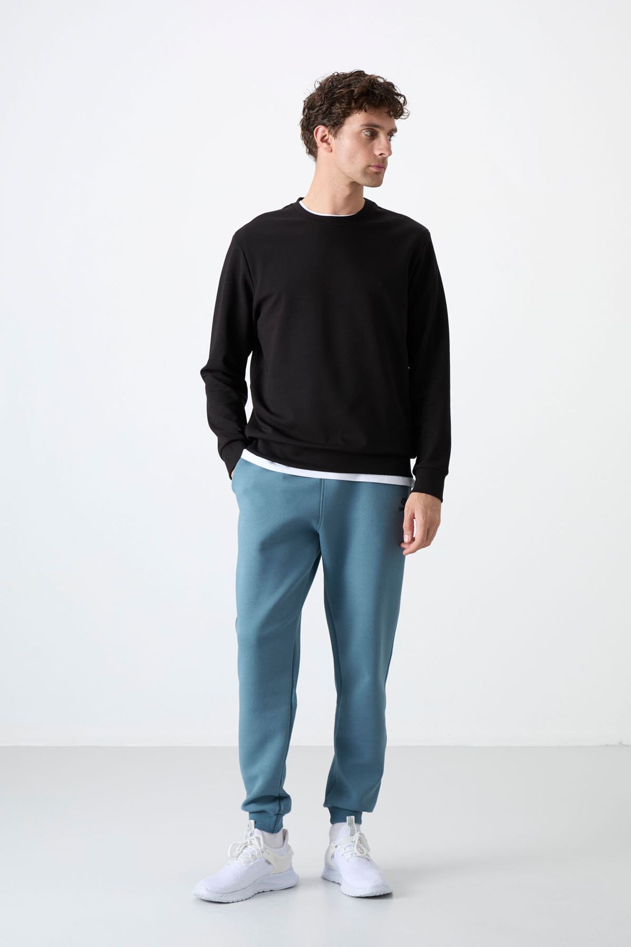 TOMMY Men's Plain Crew Neck Sweatshirt 3