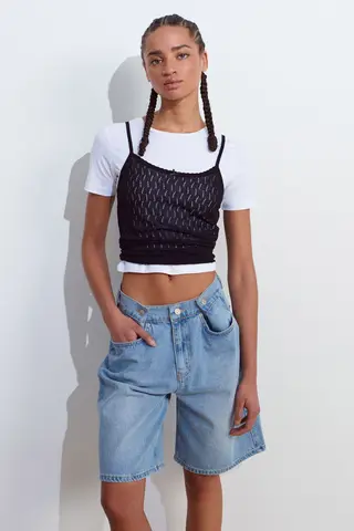 Siyah