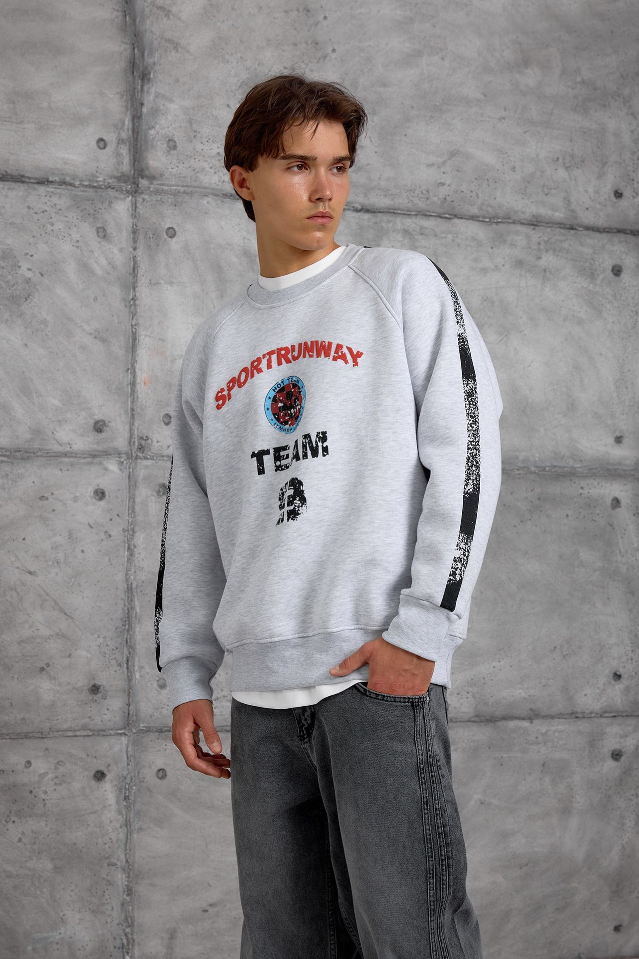 NOMARC Baskılı Çizgili Bisiklet Yaka Sweatshirt 1