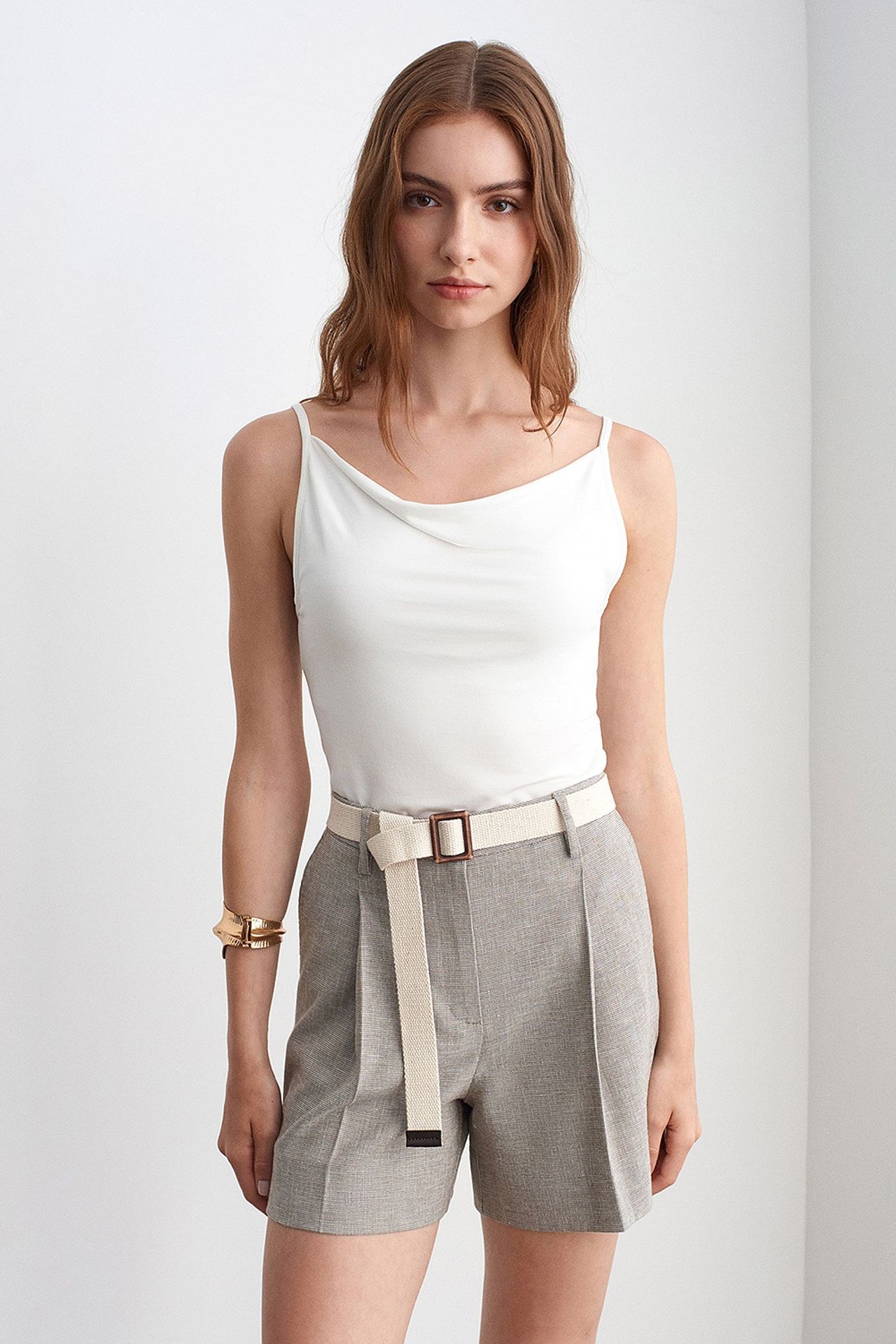 DILVIN Belted High-waist Tailored Shorts 3