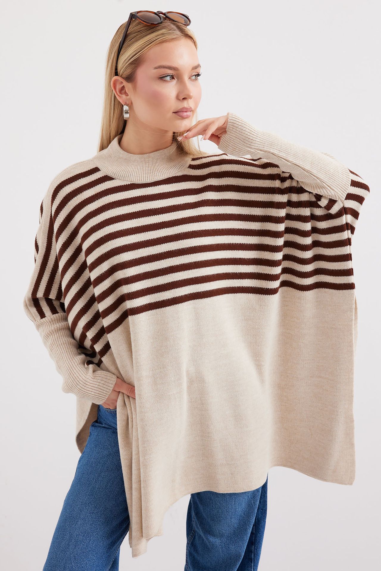 BDART Oversized Acrylic Crew Neck Jumper 4
