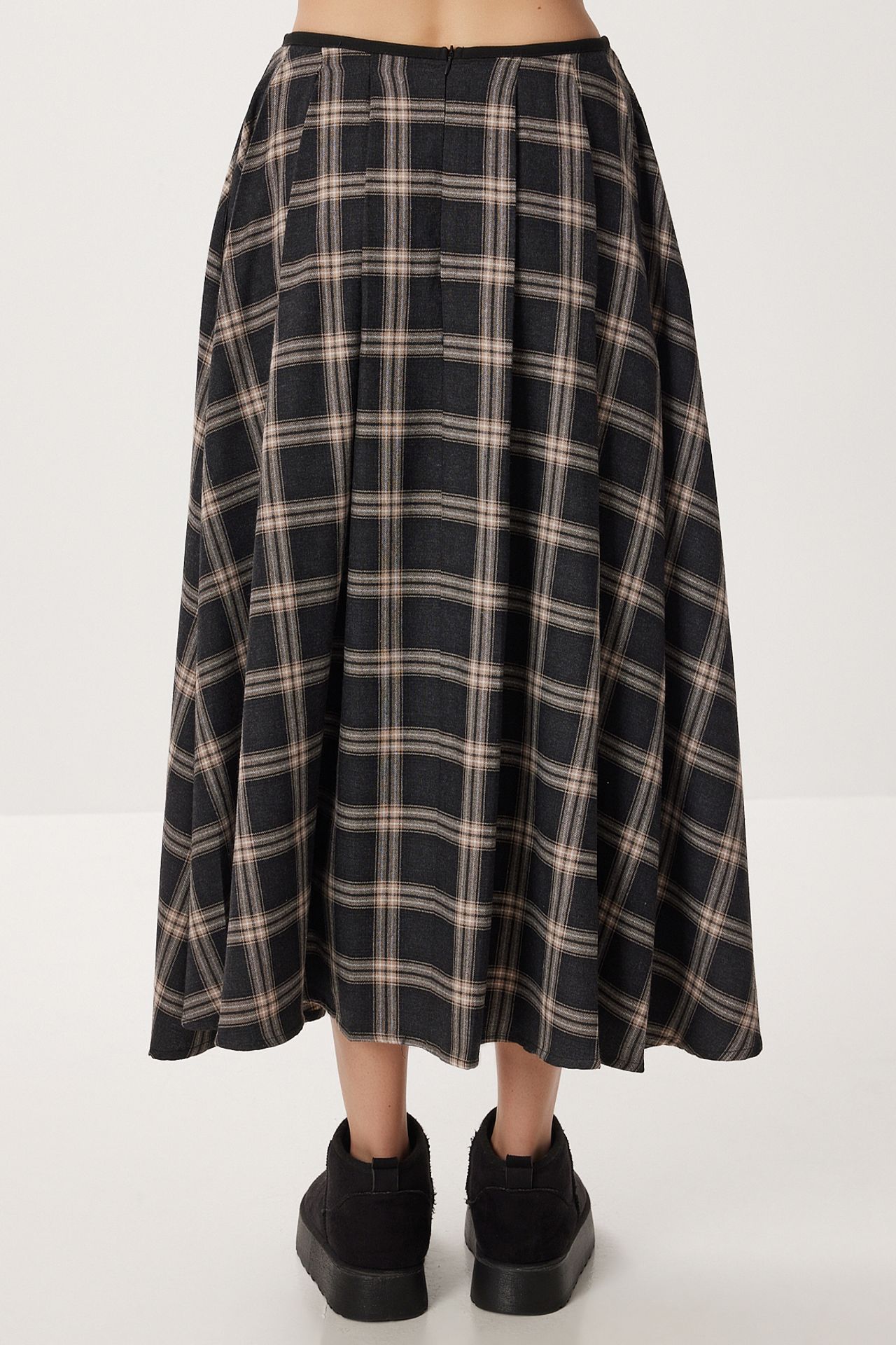 ISTANBUL Pleated Plaid Midi A-Line Skirt 5