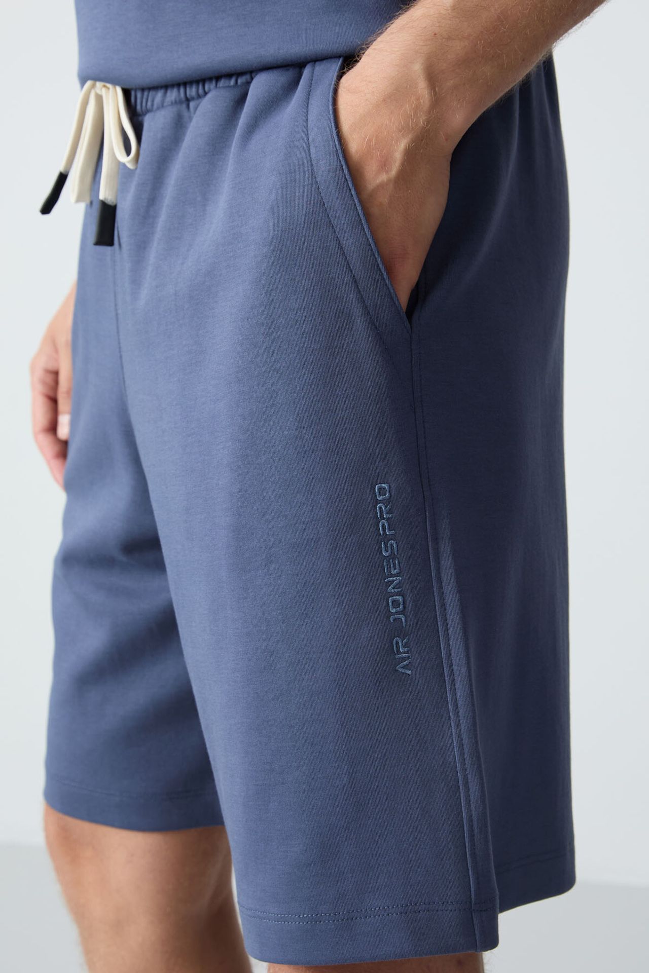 TOMMY Men's Oversized Cotton-Blend T-Shirt And Shorts Set 3