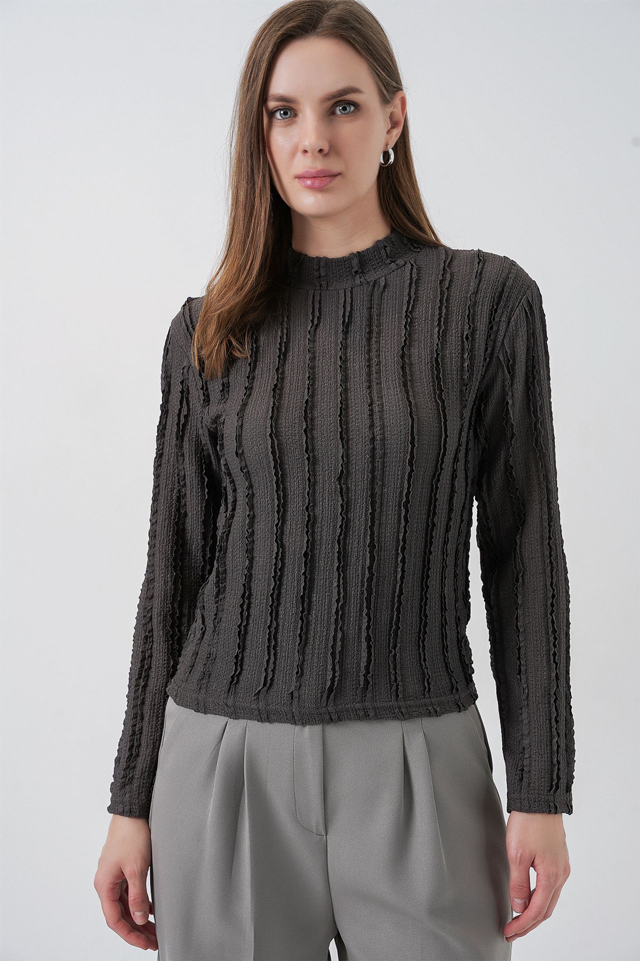 BDART Textured Slim Fit Half Turtleneck Blouse 3