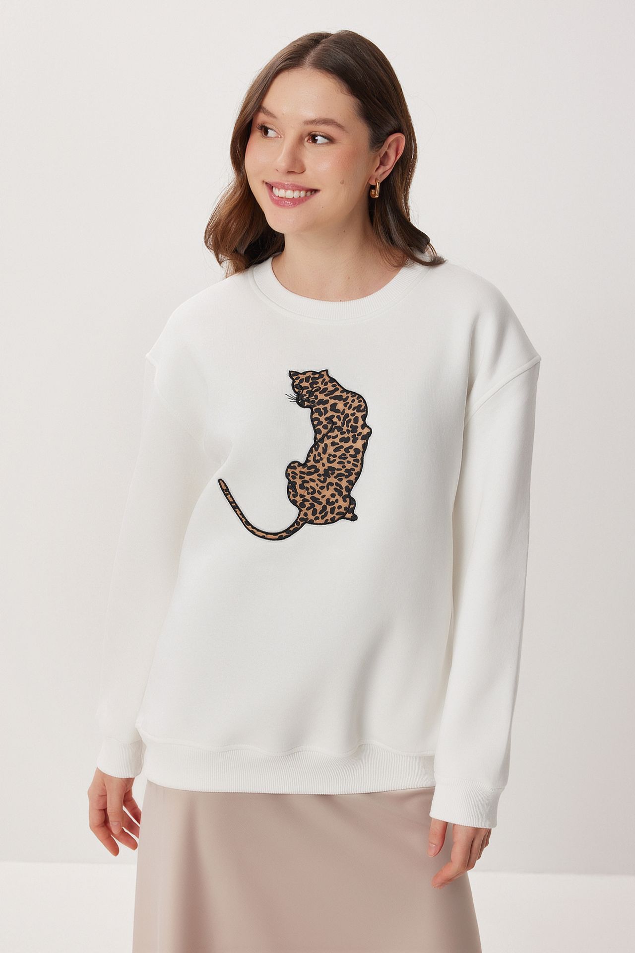 ISTANBUL Crew Neck Long Sleeve Knitted Sweatshirt 2