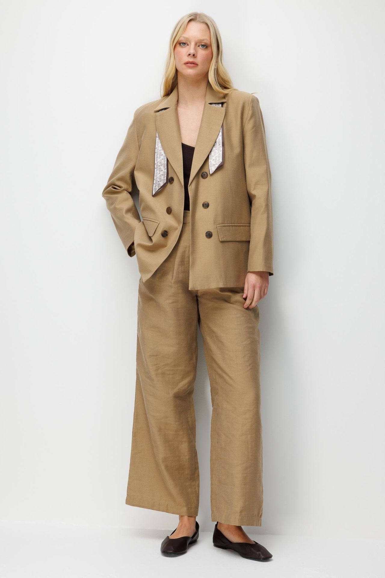MIXRAY Long Sleeve Button Closure Patch Blazer 2