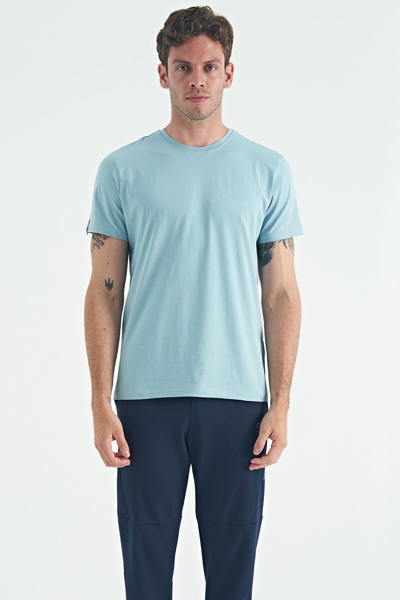 TOMMY Men's Cotton Elastane Crew Neck T-Shirt 1