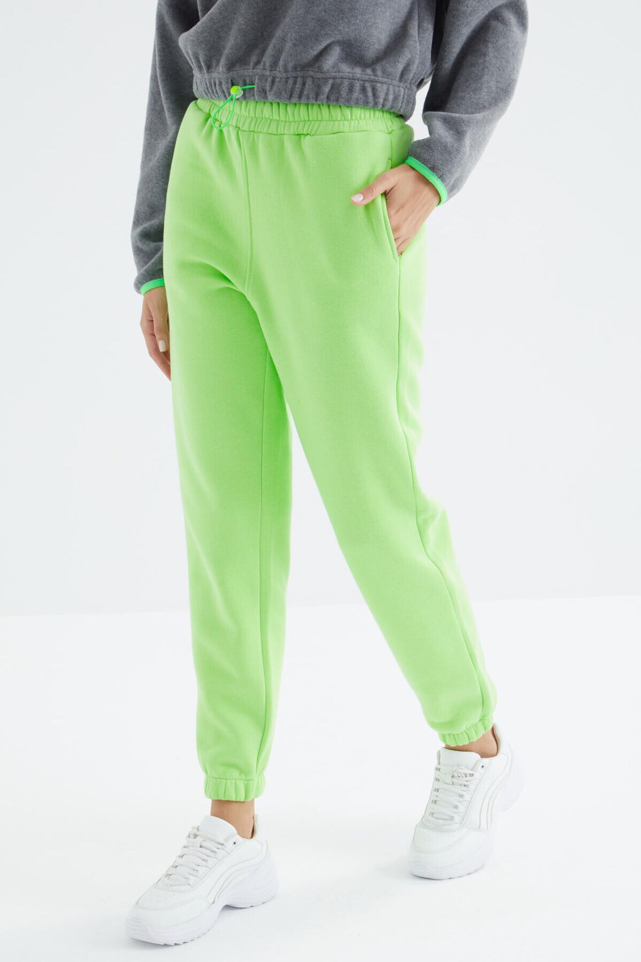 TOMMY Women's High-Waist Fleece Jogger Sweatpants 2