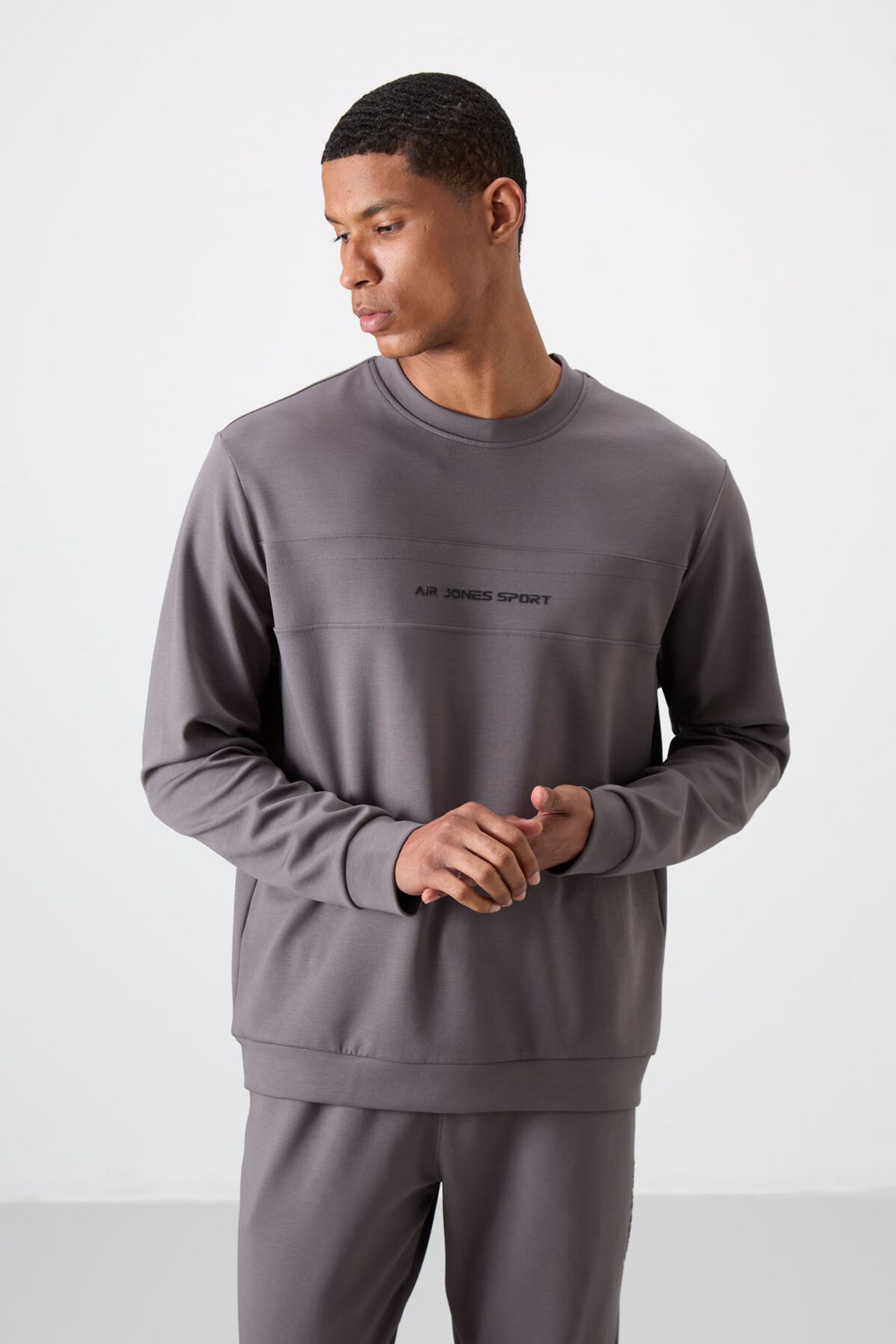 TOMMY Printed Fleece Sweatshirt And Pants Set 2