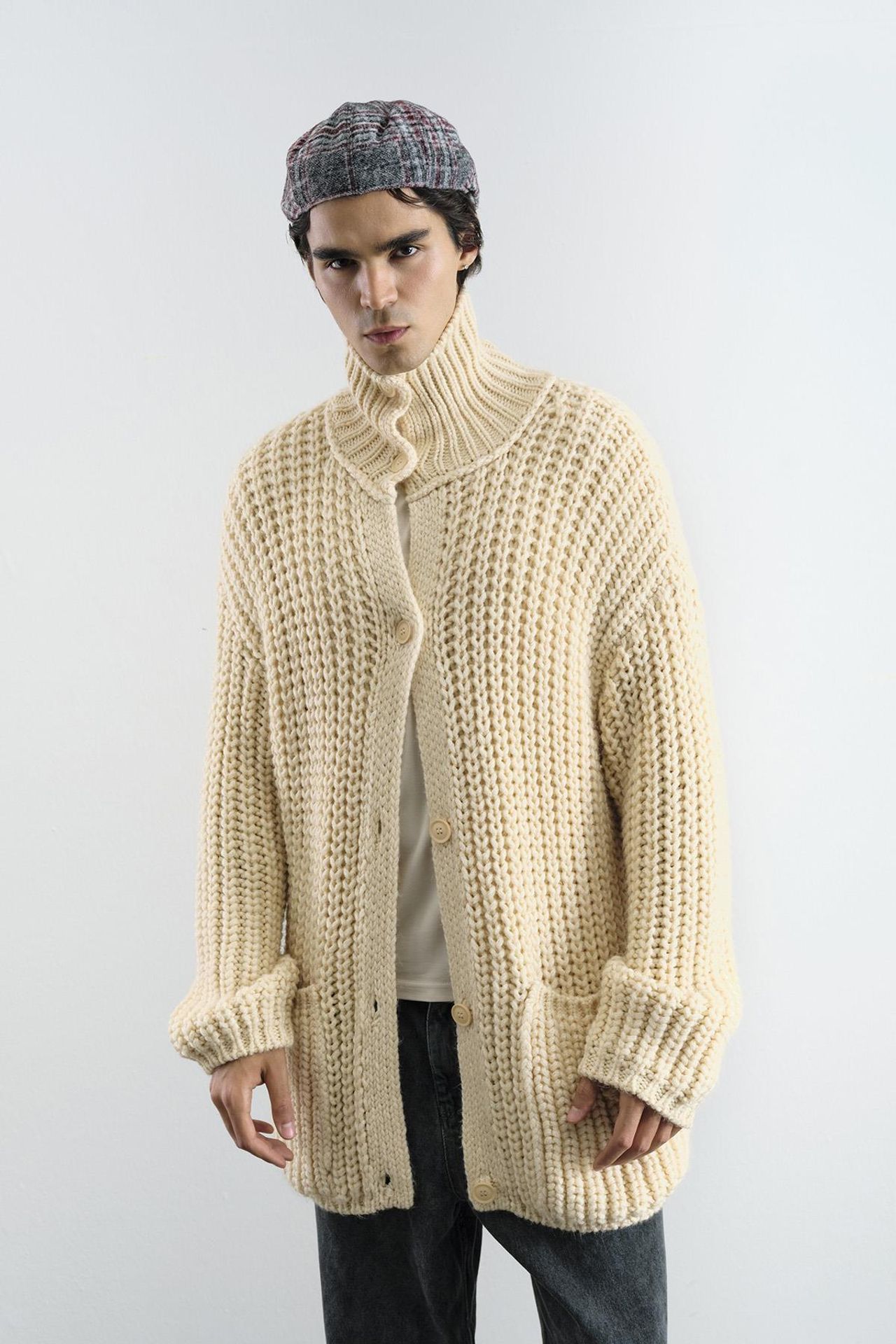 GIESTO Oversized Ribbed Turtleneck Sweater with Button Closure 5