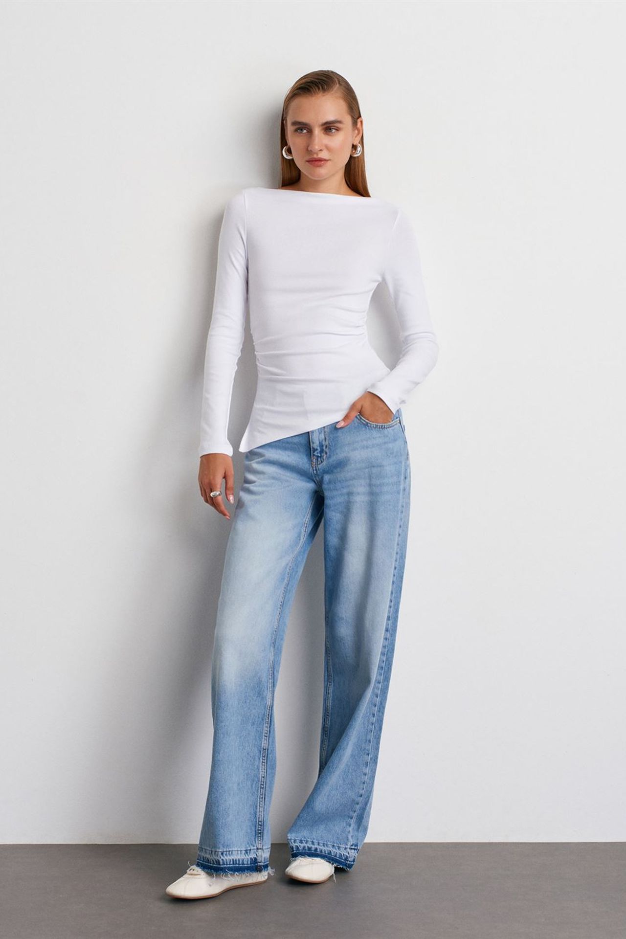 DILVIN Slim Fit Kayık Yaka Uzun Kollu Bluz 5