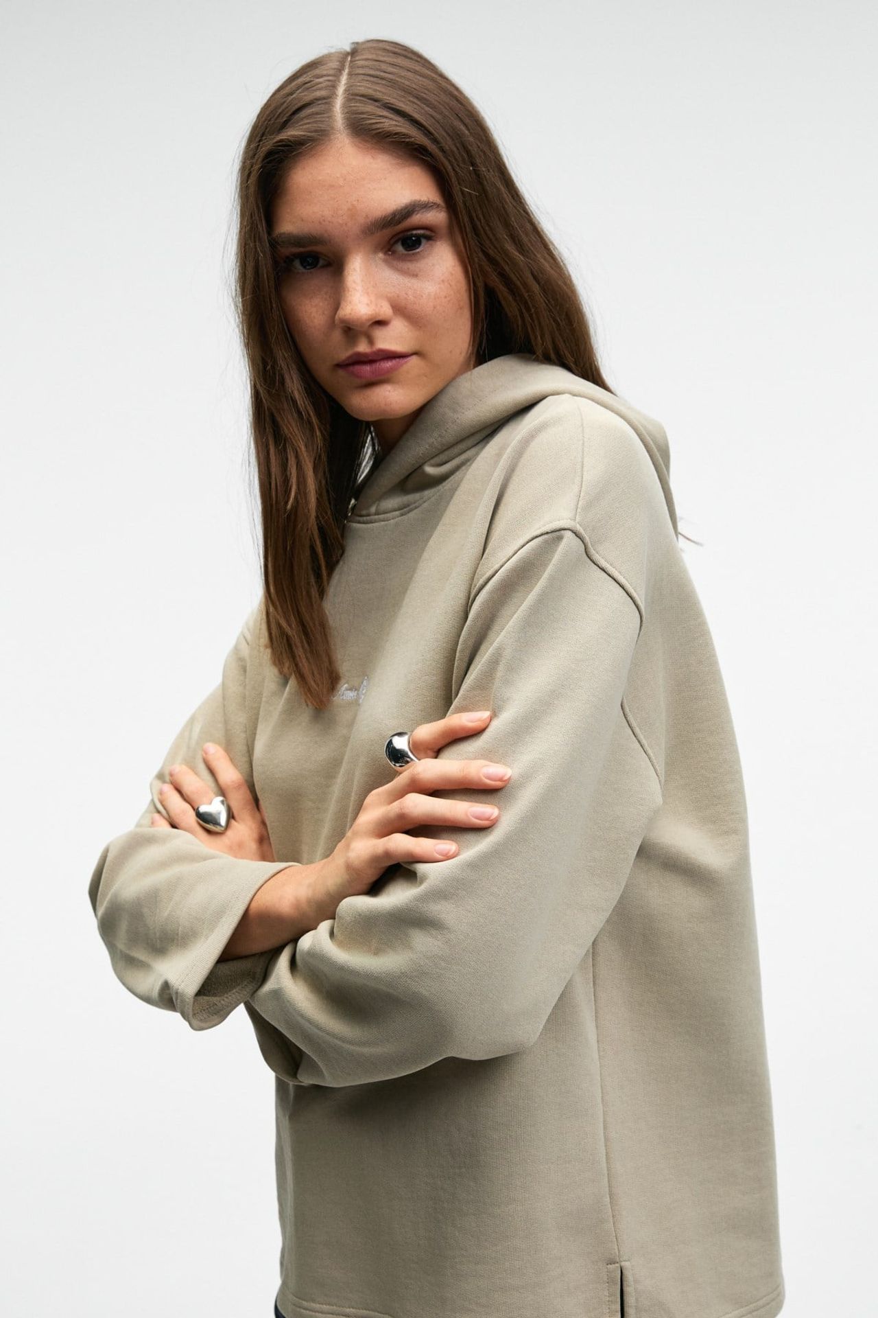 ETHIQUET Embroidered Hooded Comfort Hoodie 3