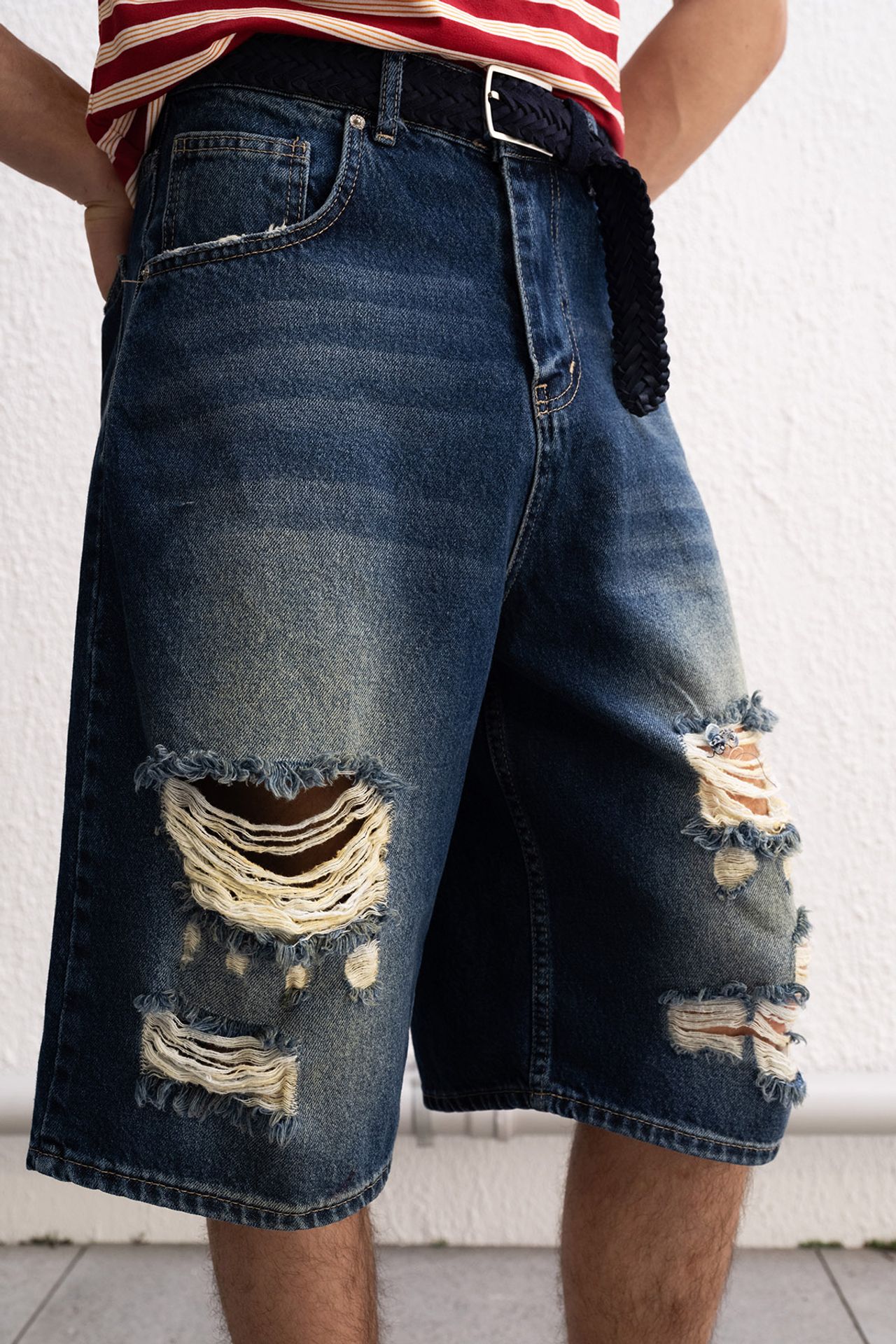 GIESTO Destroyed Denim Wide Leg Midi Shorts 2