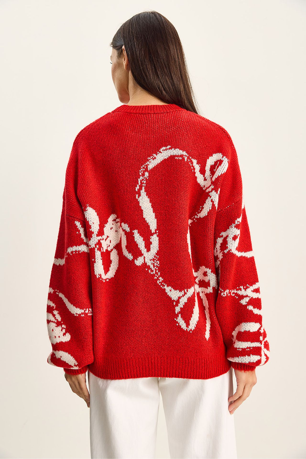 LUCCI Oversized Crew Neck Printed Knit Sweater 6