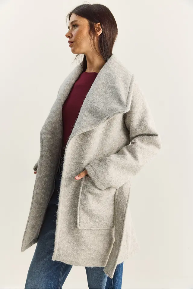 LUCCI Textured Midi Coat