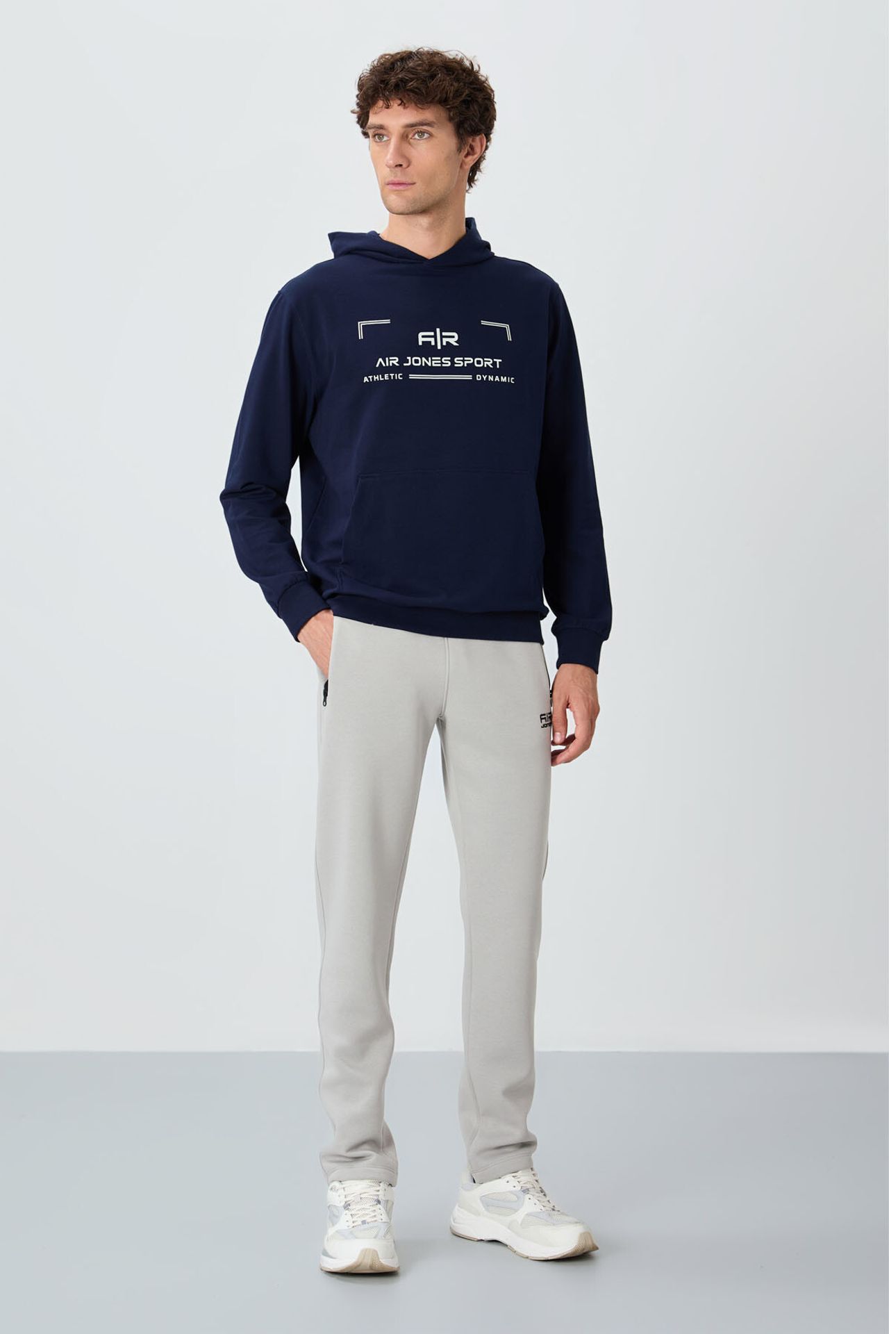TOMMY Men's Regular Fit Fleece Sweatpants 2