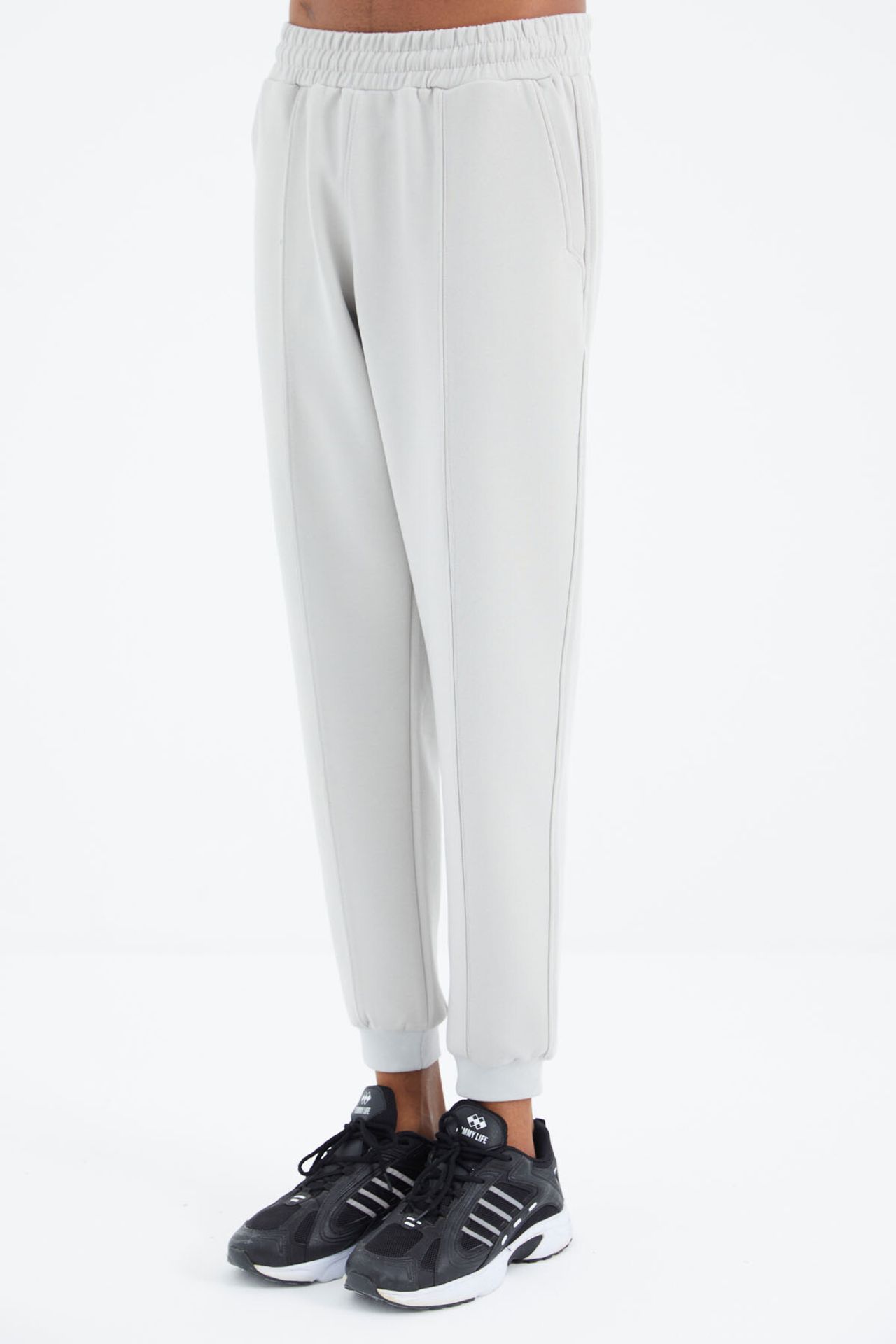 TOMMY Men's Regular-Fit 3-Thread Fleece Sweatpants 6