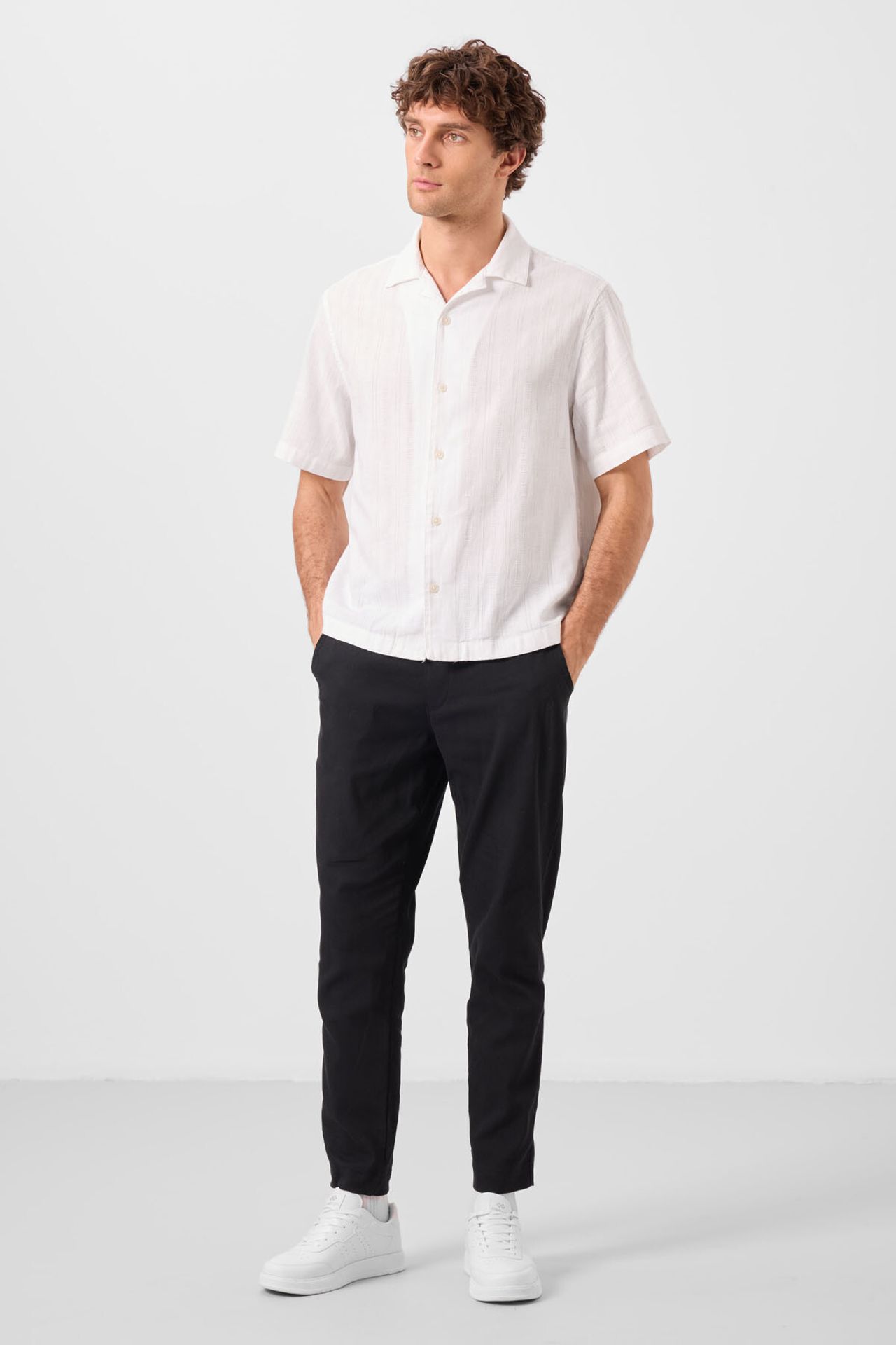 TOMMY Men's Straight-Leg Gabardine Chinos 4
