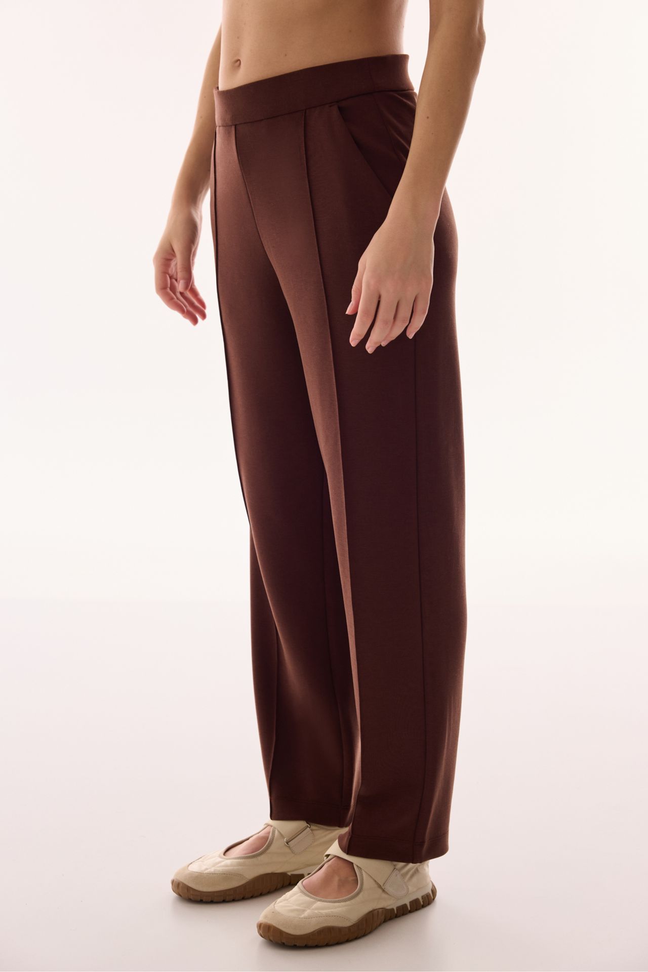 PENTI Mid-waist Oversized Straight-leg Jersey Trousers 1