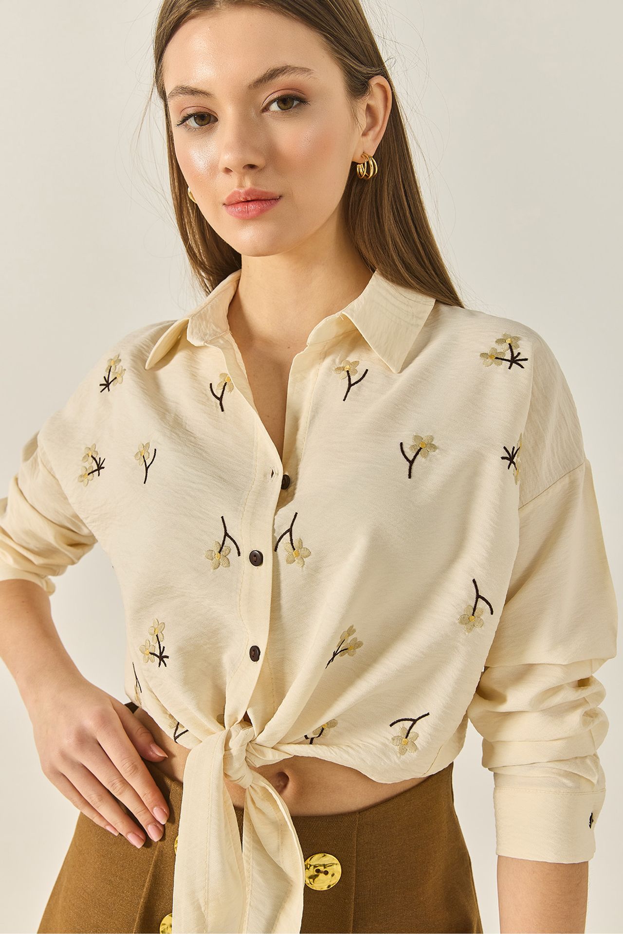 LUCCI Embroidered Poplin Shirt with Button Closure 5