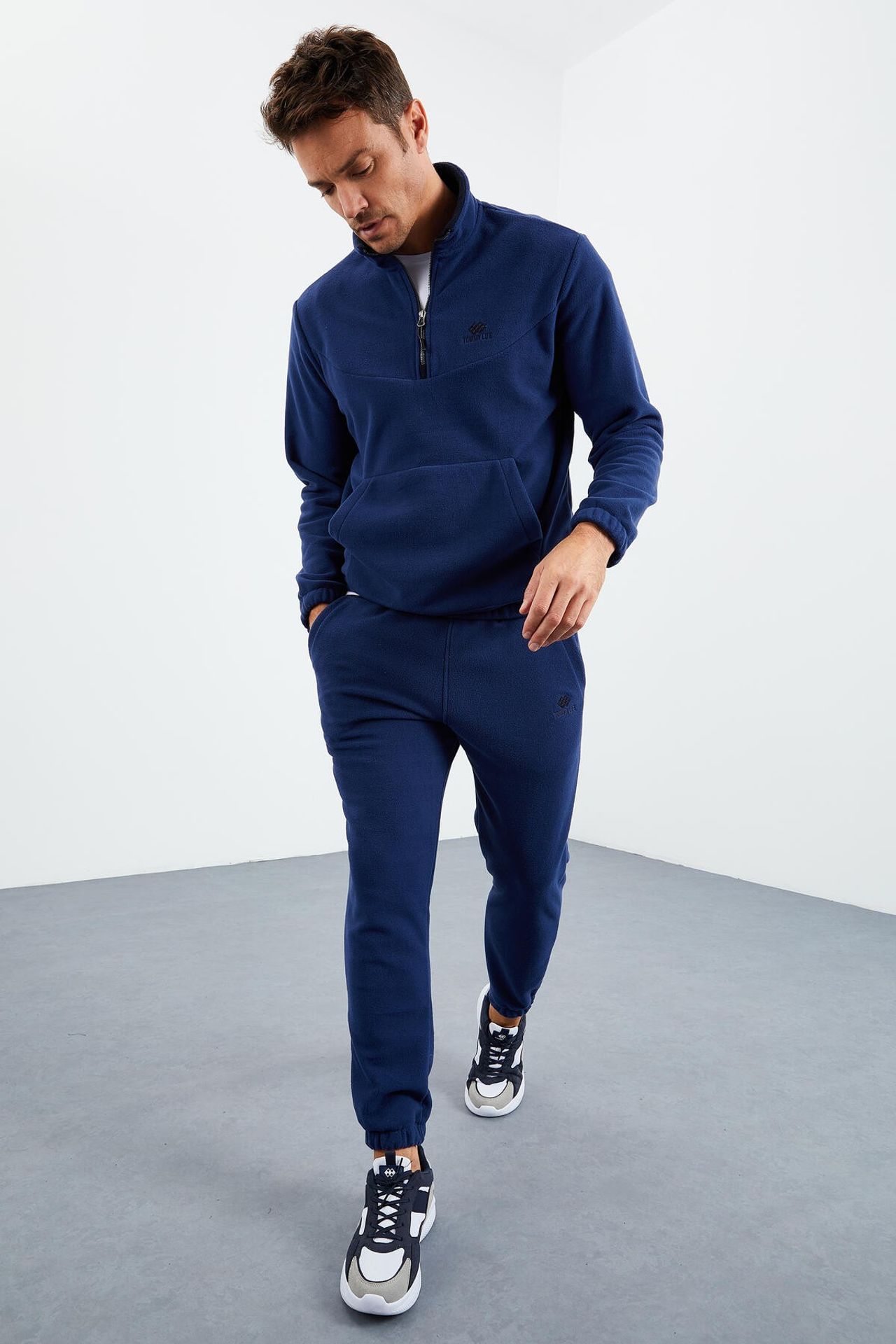 TOMMY Men's Two-piece Plush Tracksuit 1